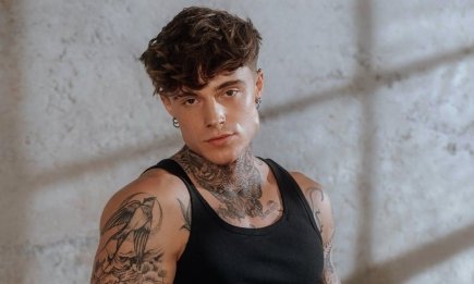 Украинка одела любимца россиянок Самуэля Домена в вышиванку – видео стало вирусным