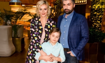 Беременная Полина Гагарина с семьей встретит Новый год в новом доме