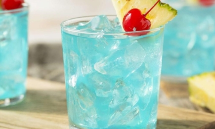 Чем запивать Хануку: самый простой коктейль с водкой (РЕЦЕПТ)