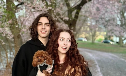 "Вас можно приветствовать?": дочь Оли Поляковой спровоцировала слухи о беременности новым фото с мужчиной и округлым животиком