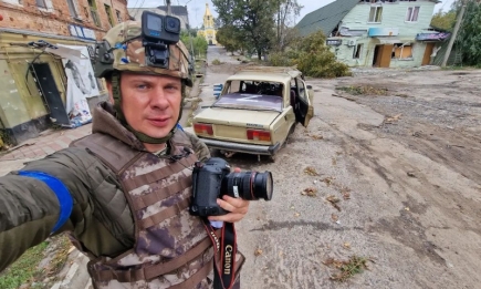 Как началась война для Зеленского и зачем Комаров ездил на границу с рф? Премьера документального фильма "Рік"