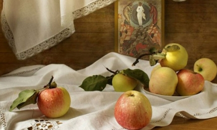 Яблочный Спас 2023: искренние поздравления и яркие открытки по случаю праздника