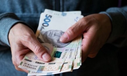Повышение зарплат в 2026 году: кто из украинцев реально почувствует прирост доходов