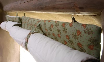 Самый дешевый хлам из секонд-хенда спасет от холода: как сделать утепление для квартиры (ФОТО)