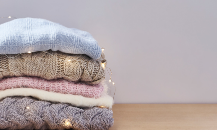 Будете жаліти, що не знали цього раніше: як ідеально скласти светр за 5 секунд (ВІДЕО)