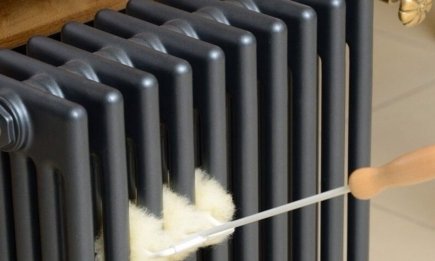 Готовимся к отопительному сезону: как добраться до самых "трудных" мест в чугунных батареях за 5 минут
