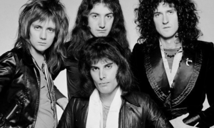 Не стало Майка Гроуза — первого бас-гитариста группы Queen