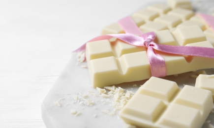 Мало хто знає: з чого роблять білий шоколад та чи можна його їсти дітям