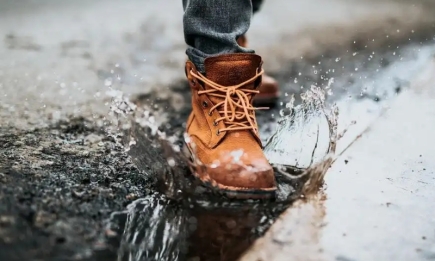 Висушити взуття швидко: як зробити це ефективно і як робити точно не можна