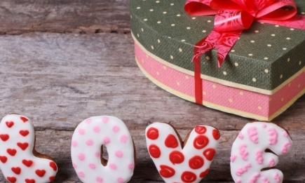 Какой бьюти-подарок подарить на День святого Валентина: 8 вариантов