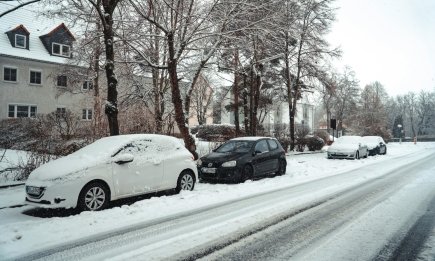 Роковая парковка зимой: где не стоит оставлять авто, чтобы не потерять деньги