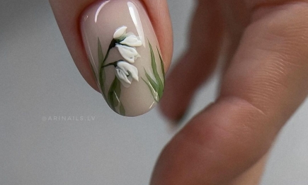 Цветы на ногтях: рисуем лепестки отпечатками кисти — мастер-класс (ФОТО, ВИДЕО)