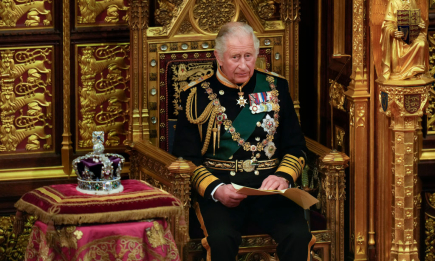 Чарльз III особисто розвінчує чутки щодо своєї смерті: ось як зараз виглядає король Британії, якого росіяни завчасно "поховали"
