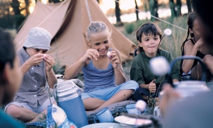 Отдых на природе с детьми: как устроить, что взять ребенку с собой на пикник