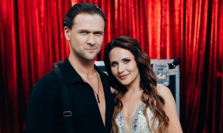 На підборах і зі шваброю: Наталка Денисенко готує несподіваний виступ у "Танцях з зірками" (ФОТО)