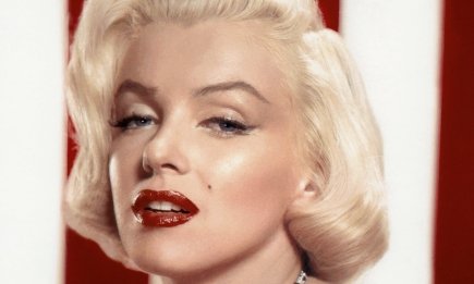 Зірки, які виросли без батьків або в дитбудинку: хто з відомих артистів мав непросте дитинство