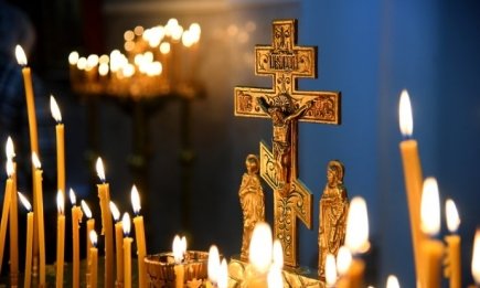 Що можна і не можна робити у Дмитрівську поминальну суботу: давні традиції дня та сильні молитви за покійних