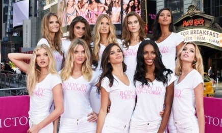 Victoria’s Secret представили новую коллекцию на Таймс-сквер