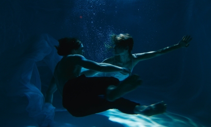 Антонина Хижняк снялась под водой - ради клипа украинской певицы Mari Cheba (ФОТО, ВИДЕО)