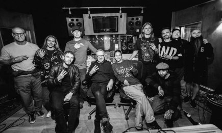 "Твій час настав": Бумбокс вразив кліпом на нову пісню "Живий" (ВІДЕО)