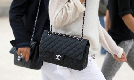 Недоступная роскошь: модный Дом Chanel ввел лимит на покупку сумок