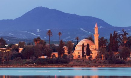 Новый год на море: где найти "золотую середину" между жарой, хорошим сервисом и экономным бюджетом