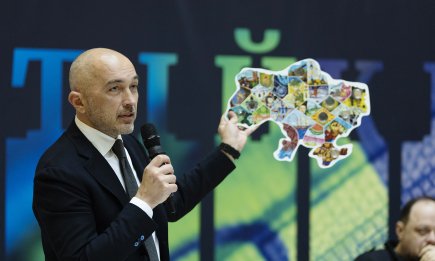 НБУ выпустил новые памятные монеты "Мы сильны. Мы вместе": что символизируют и как выглядят