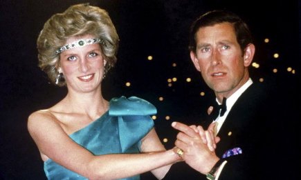 Почему принцесса Диана носила бриллиантовое колье на голове, а не на шее? Незабываемый, но случайный образ (ФОТО)