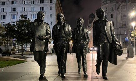 Від Ліверпуля до серця кожного: кращі композиції "The Beatles" в їх особливий день (ВІДЕО)