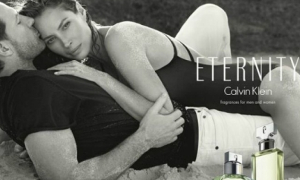 20 лет спустя: Кристи Тарлингтон снова стала лицом аромата Calvin Klein Eternity
