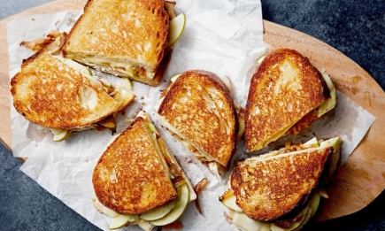 Так вы еще не готовили: как сделать горячие бутерброды с сыром
