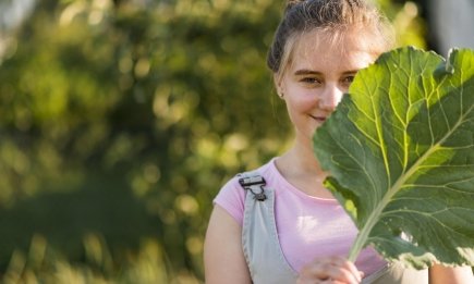 Не можна лишати під липневим сонцем: як врятувати перець і баклажани від палючих променів