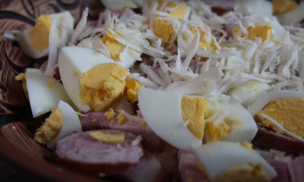Сложить все в одну тарелку: старинный рецепт галицкого завтрака на Пасху (РЕЦЕПТ)