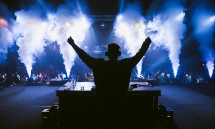 Назад у 90-ті: Київ готується до грандіозної вечірки IT’S MY LIFE