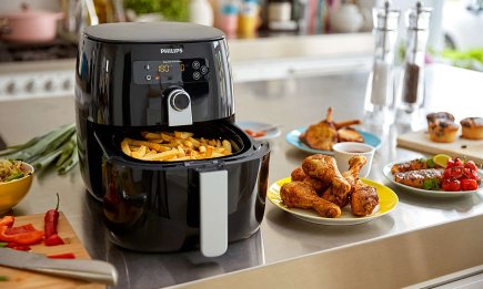 Золотистая корочка без капли жира: 5 блюд, которые в аэрогриле вкуснее, чем в ресторане