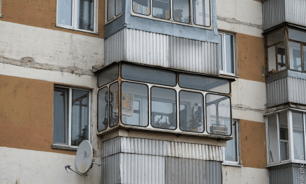 Чому в СРСР балкони склили автобусними вікнами: справа не в дизайні