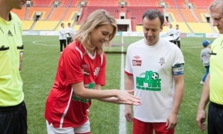 Наталья Водянова провела благотворительный матч