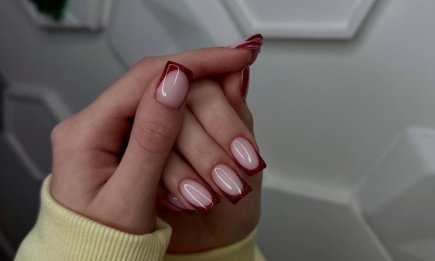 Ніжність або зухвалість — вибирати тобі: найстильніші варіанти французького манікюру на осінь 2026 (ФОТО)
