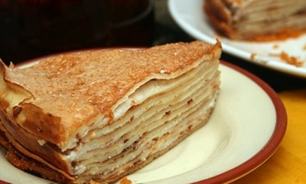 Монастырский блинный торт: праздничный рецепт