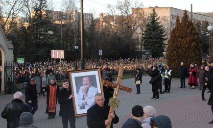 Степана Гигу похоронили во Львове: как прошло прощание с народным артистом (ФОТО, ВИДЕО)