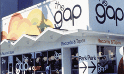 В столице открывается первый магазин Gap