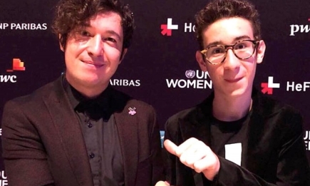 #HeForShe: Pianoбой с сыном и актрисой Энн Хэтэуэй защищали права женщин в Нью-Йорке