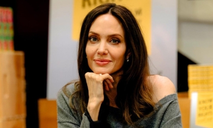 Увидела последствия войны и поделилась с миром: Анджелина Джоли призвала помогать Украине