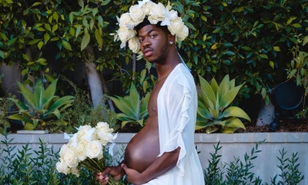 Скандальный рэпер Lil Nas X удивил Сеть "беременными" фото