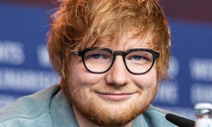 Эд Ширан празднует 35-летие: вспоминаем лучшие треки рыжеволосого парня с покорившей мир гитарой (КЛИПЫ)