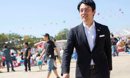 Впервые в истории Японии чиновник-мужчина уйдет в декрет