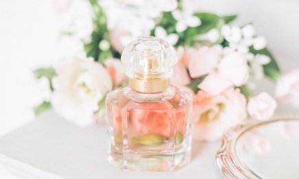 Как заставить даже бюджетные духи пахнуть весь день: 7 безотказных лайфхаков