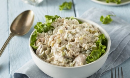 Классический салат "Ольга": попробуйте – и будете готовить на все праздники (РЕЦЕПТ)
