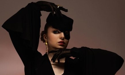 Без косметики та сценічного гриму: вас здивує, як насправді виглядає 19-річна Клавдія Петрівна (ФОТО)