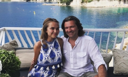 17-летняя дочь Дмитрия Маликова восхитила фигурой в бикини на яхте (ФОТО)